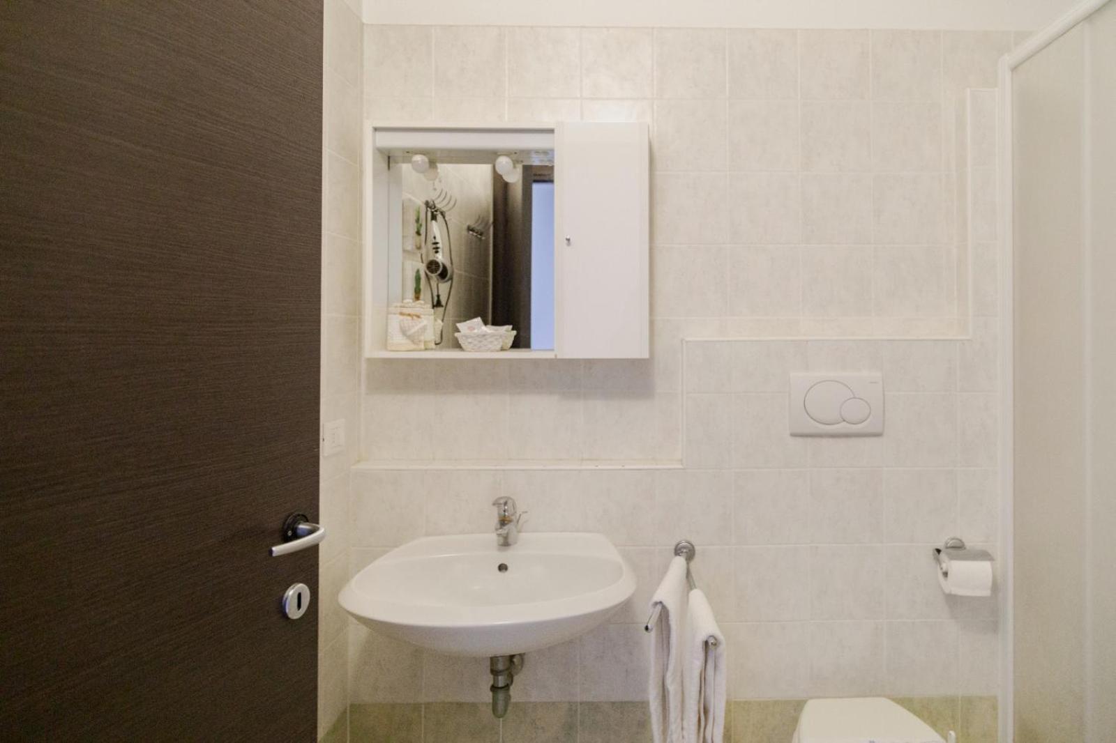 Il Chiesino Hotel Pontedera Luaran gambar